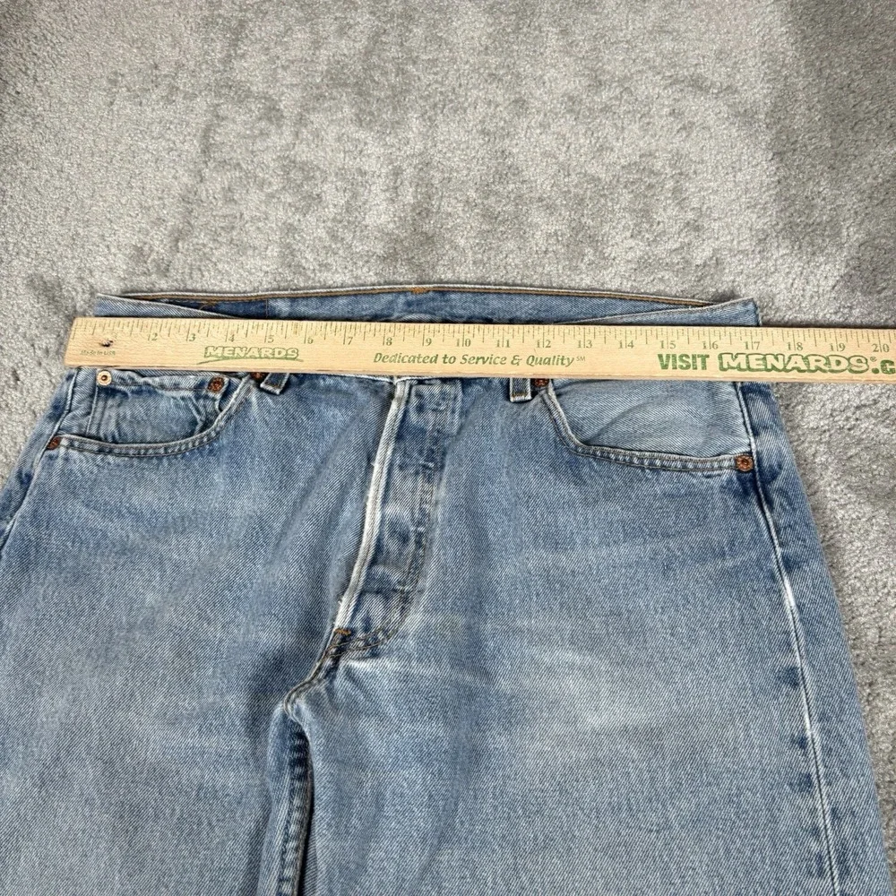 Vintage Levis 501 Jeans Men 34x32 Original Fit Light Wash Blue Denim Cotton 1999